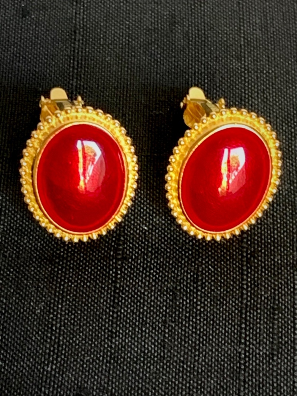 Vintage Trifari Red Enamel Gold Tone Clip-On Earrings